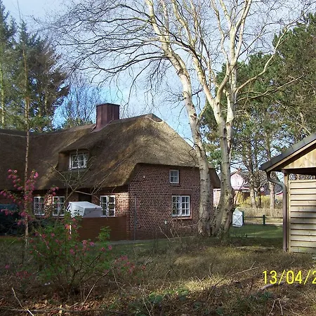 Haus Amrhein Дом отдыха Steenodde